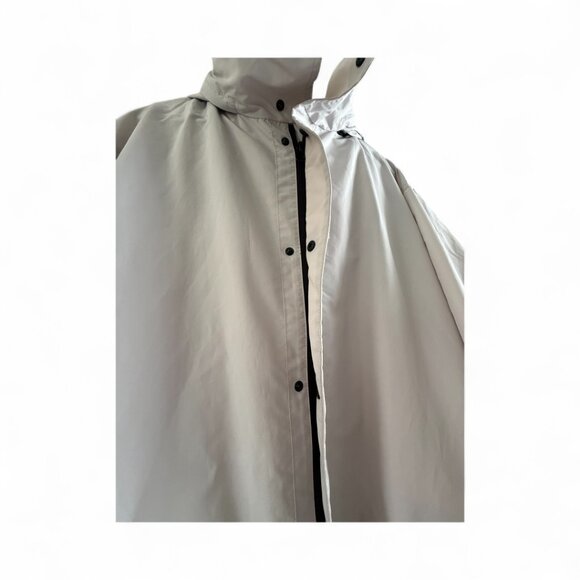 Trench Coat - Picture 3 of 6